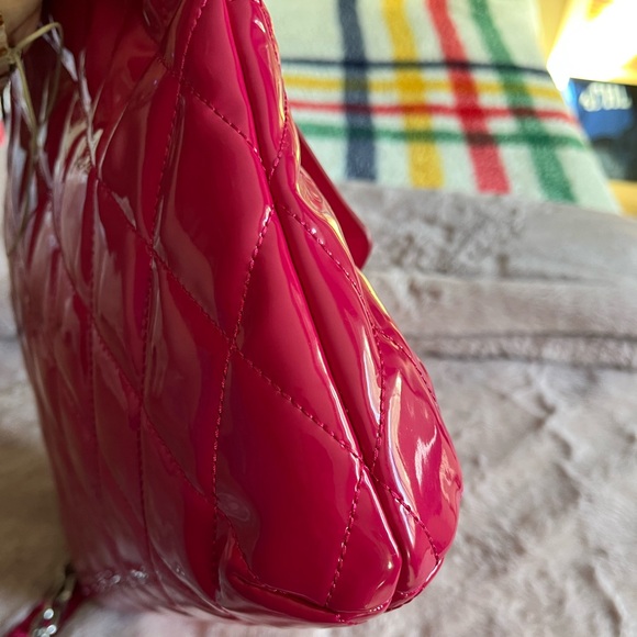 Coach Pink Quilted Shoulder Bag with turn-lock pocket - Picture 7 of 16